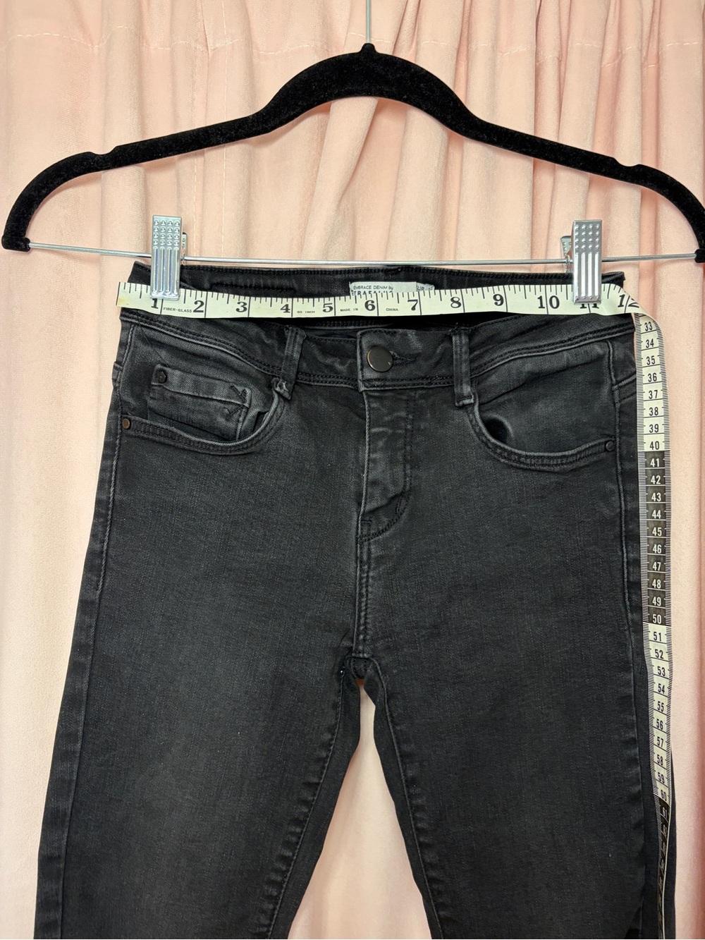 Black Women's Low-Rise Skinny Jeans